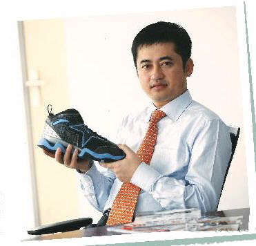 安踏董事长是谁_安踏标志(3)
