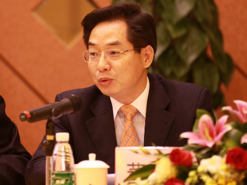 广发银行董事长_广发银行(2)